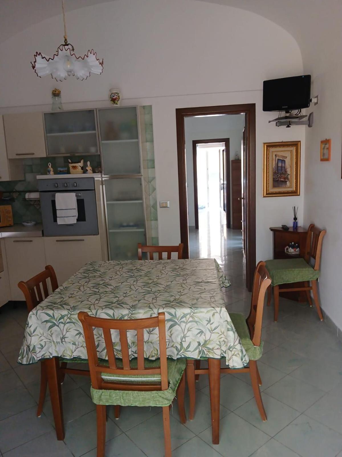 Alloggio Turistico Isabella Ventotene Bagian luar foto