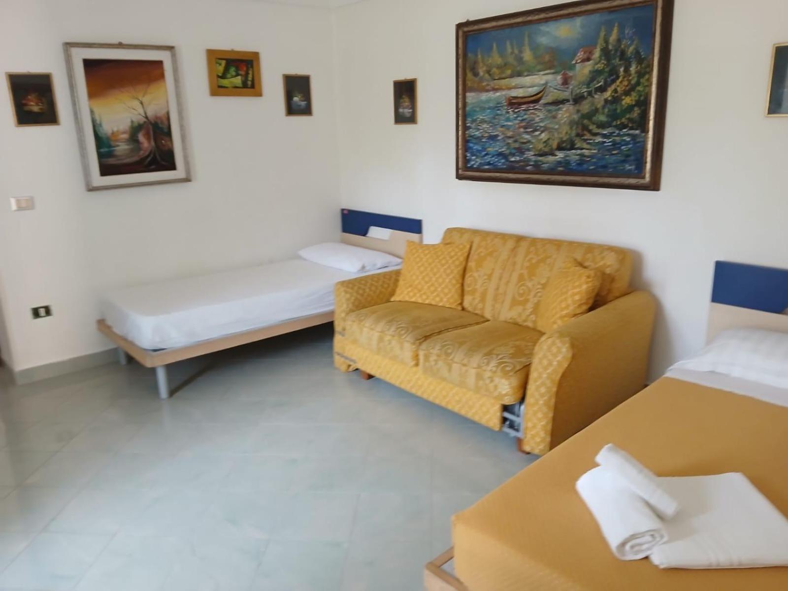 Alloggio Turistico Isabella Ventotene Bagian luar foto