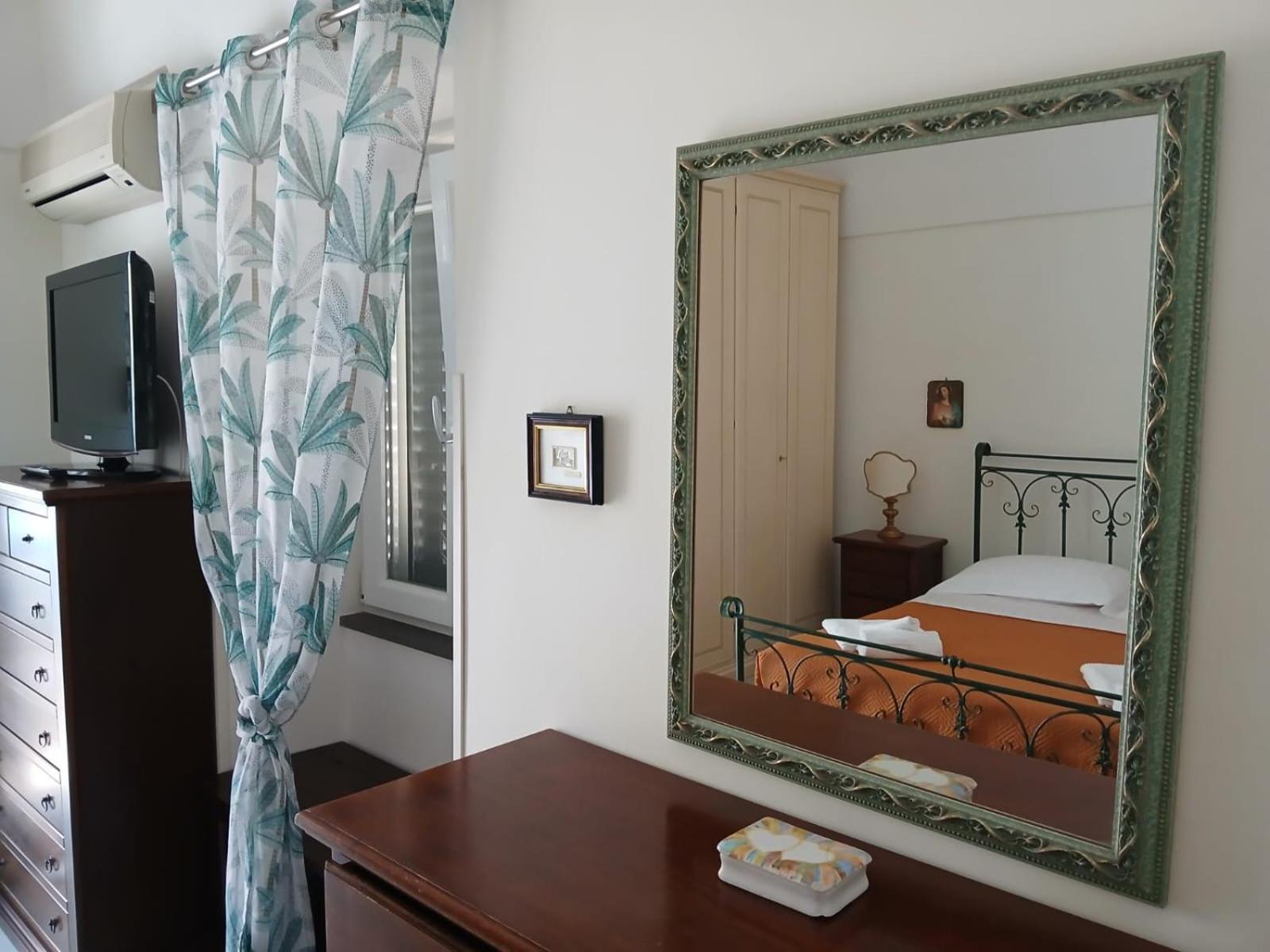Alloggio Turistico Isabella Ventotene Bagian luar foto